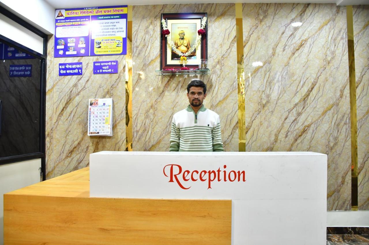 Akalkot Hotel Kalika Residency מראה חיצוני תמונה